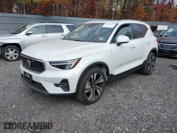 2024 Volvo XC40 Plus Bright Theme with VIN YV4L12UE2R2356332, listed as a IAAI auction lot 40734339 with 5,863 mi miles. Bid and sale history available at carsss.com. Image 2.