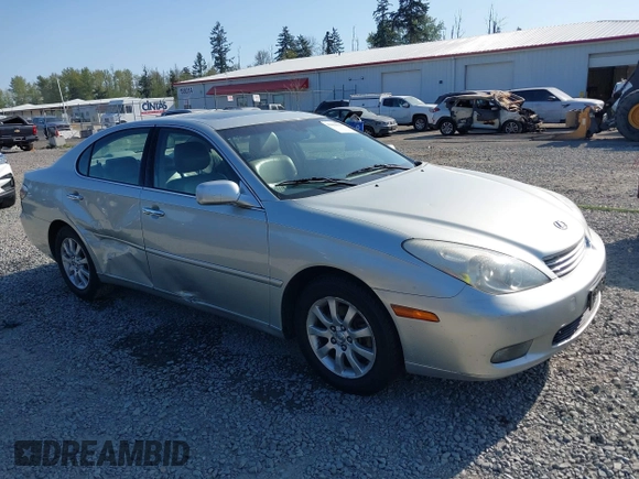 2003 Lexus ES with VIN JTHBF30G836006554, listed as a IAAI auction lot 42098937 with 176,516 mi miles. Bid and sale history available at carsss.com. Image 1.