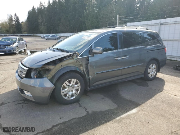 2013 Honda Odyssey LX with VIN 5FNRL5H20DB041818, listed as a Copart auction lot 50827075 with 132,475 mi miles and Salvage Title. Bid and sale history available at carsss.com. Image 1.