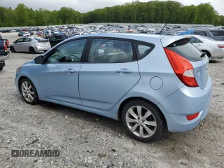 2012 Hyundai Accent SE z VIN KMHCU5AE2CU019537, wystawiony jako Copart lot #58089995 z przebiegiem 175 118 mil mil oraz Czysty tytuł • Clean title. Historia ofert i sprzedaży dostępna na DreamBid. Obrazek 2.