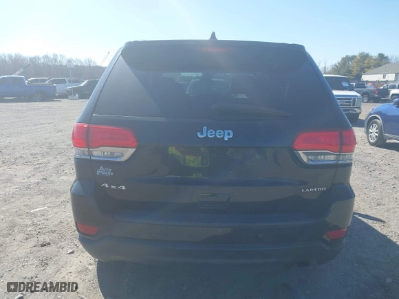 2018 Jeep Grand Cherokee Laredo E with VIN 1C4RJFAG4JC267676, listed as a IAAI auction lot 41757745 with 108,123 mi miles. Bid and sale history available at carsss.com. Image 16.
