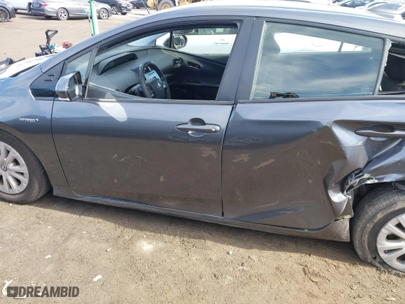 2019 Toyota Prius L Eco with VIN JTDKARFU2K3092671, listed as a IAAI auction lot 41435353 with 212,854 mi miles. Bid and sale history available at carsss.com. Image 14.