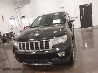 2011 Jeep Grand Cherokee Overland with VIN 1J4RR6GT7BC607735, listed as a IAAI auction lot 41830669 with 98,161 mi miles. Bid and sale history available at carsss.com. Image 13.