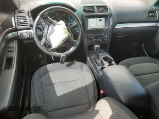 2018 Ford Explorer XLT z VIN 1FM5K7D85JGA54665, wystawiony jako Copart lot #50333465 z przebiegiem 59 877 mil mil oraz Szkoda całkowita • Salvage title. Historia ofert i sprzedaży dostępna na DreamBid. Obrazek 8.