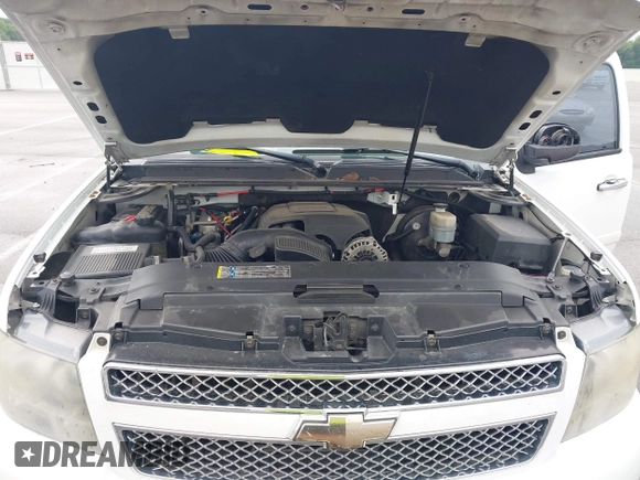 2008 Chevrolet Suburban LTZ with VIN 3GNFK16Y68G177903, listed as a IAAI auction lot 42358810 with 261,322 mi miles and . Bid and sale history available at DreamBid. Image 10.