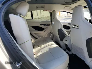 2019 Jaguar I-PACE HSE with VIN SADHD2S12K1F76136, listed as a Copart auction lot 84889804 with 0 mi miles and Salvage Title. Bid and sale history available at carsss.com. Image 11.