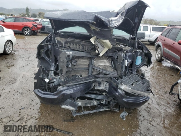2024 Chevrolet Silverado 1500 RST with VIN 3GCUDEED1RG378013, listed as a Copart auction lot 44001595 with 11,031 mi miles and Salvage Title. Bid and sale history available at carsss.com. Image 5.