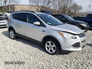 2013 Ford Escape SE with VIN 1FMCU9GX0DUB88456, listed as a Copart auction lot 50512625 with 108,303 mi miles and Non repairable. Bid and sale history available at DreamBid. Image 4.