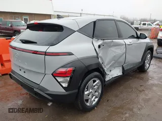 2025 Hyundai Kona SE with VIN KM8HA3AB3SU216580, listed as a IAAI auction lot 41461692 with 1,687 mi miles. Bid and sale history available at carsss.com. Image 4.