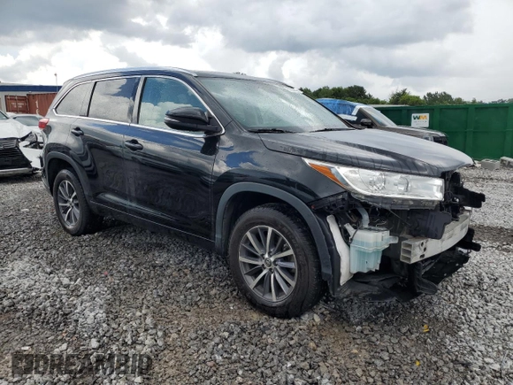 2018 Toyota Highlander SE с VIN 5TDKZRFH6JS530651, выставлен на аукционе Copart как лот 61350945 с пробегом 99 561 миль миль и Списание • Salvage title. История ставок и продаж доступна на DreamBid. Изображение 4.