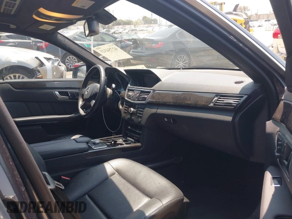 2012 Mercedes-Benz E 350 Luxury with VIN WDDHF5KB7CA571647, listed as a IAAI auction lot 42754323 with 252,078 mi miles and . Bid and sale history available at DreamBid. Image 5.