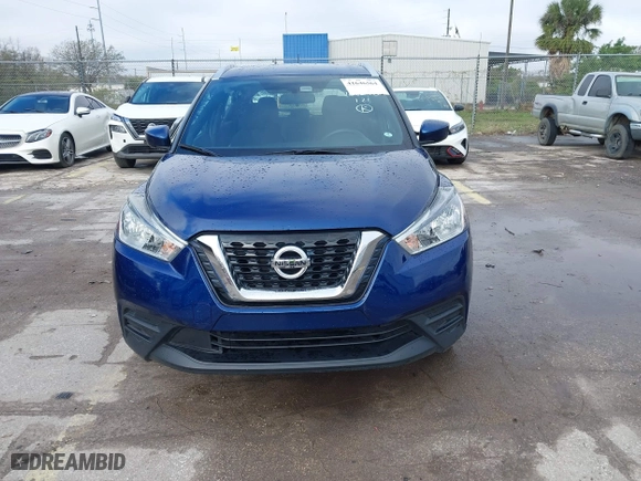 2018 Nissan Kicks SV with VIN 3N1CP5CUXJL506799, listed as a IAAI auction lot 41646564 with 75,580 mi miles. Bid and sale history available at carsss.com. Image 12.