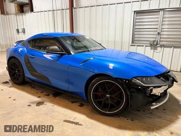 2021 Toyota GR Supra 3.0 with VIN WZ1DB0C00MW036931, listed as a Copart auction lot 65175964 with 32,592 mi miles and Salvage Title. Bid and sale history available at carsss.com. Image 4.