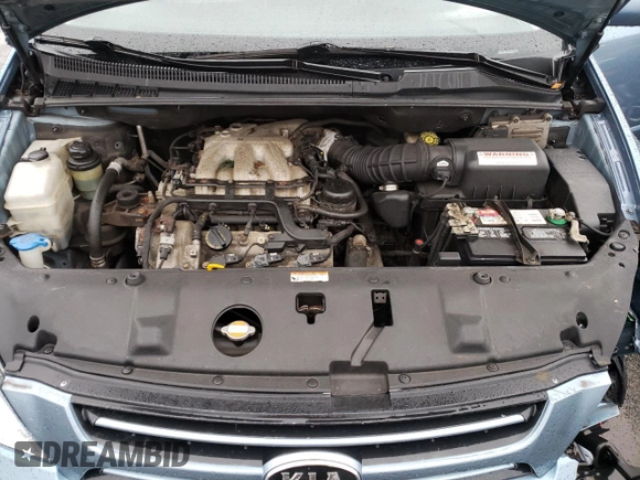 2007 Kia Sedona with VIN KNDMB133976140644, listed as a Copart auction lot 84087384 with 101,497 mi miles and Salvage Title. Bid and sale history available at carsss.com. Image 12.