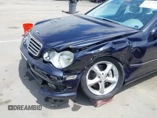 2005 Mercedes-Benz C 230 Kompressor с VIN WDBRF40J85F563743, выставлен на аукционе IAAI как лот 42173922 с пробегом 43 639 миль миль и . История ставок и продаж доступна на DreamBid. Изображение 6.