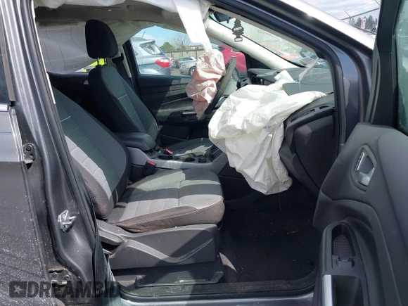 2013 Ford Escape SE with VIN 1FMCU9GX6DUA83081, listed as a IAAI auction lot 41991167 with 106,793 mi miles and . Bid and sale history available at DreamBid. Image 5.