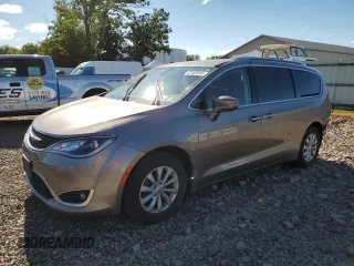 2018 Chrysler Pacifica Touring L Plus with VIN 2C4RC1EG4JR172145, listed as a Copart auction lot 63465485 with 118,983 mi miles and Salvage title. Bid and sale history available at DreamBid. Image 1.