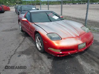 2000 Chevrolet Corvette z VIN 1G1YY22G9Y5121554, wystawiony jako IAAI lot #42437146 z przebiegiem Nie podano mil oraz . Historia ofert i sprzedaży dostępna na DreamBid. Obrazek 1.