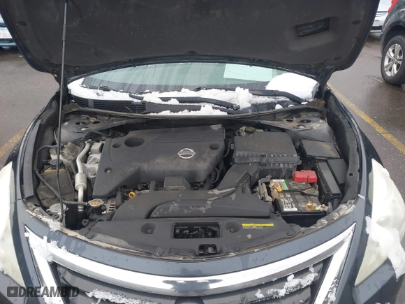 2015 Nissan Altima 2.5 with VIN 1N4AL3AP4FN308783, listed as a IAAI auction lot 41939936 with 192,782 mi miles. Bid and sale history available at carsss.com. Image 10.