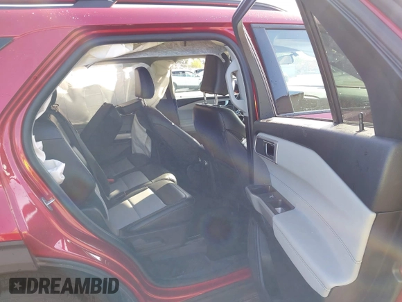 2022 Ford Explorer XLT с VIN 1FMSK7DH0NGB40877, выставлен на аукционе IAAI как лот 41947002 с пробегом 14 727 миль миль и . История ставок и продаж доступна на DreamBid. Изображение 8.