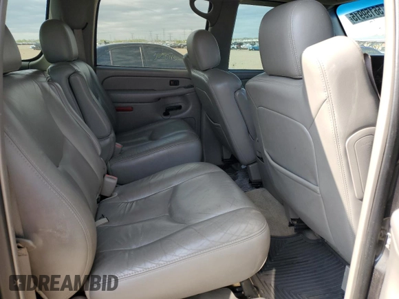2004 GMC Yukon XL SLT z VIN 3GKFK16Z74G172600, wystawiony jako Copart lot #56159915 z przebiegiem 342 983 mil mil oraz Szkoda całkowita • Salvage title. Historia ofert i sprzedaży dostępna na DreamBid. Obrazek 11.