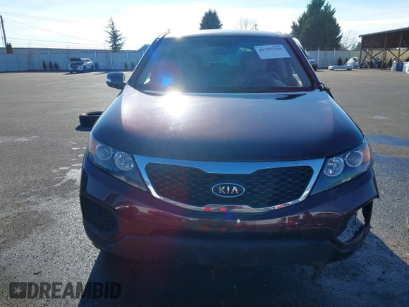 2013 Kia Sorento LX with VIN 5XYKTCA6XDG359148, listed as a IAAI auction lot 41385260 with 112,912 mi miles. Bid and sale history available at carsss.com. Image 13.