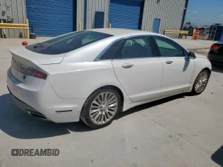 2015 Lincoln MKZ Hybrid with VIN 3LN6L2LU7FR606265, listed as a Copart auction lot 54239485 with 139,821 mi miles and Clean title. Bid and sale history available at DreamBid. Image 3.
