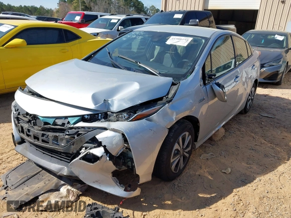 2017 Toyota Prius Plus with VIN JTDKARFP2H3049144, listed as a IAAI auction lot 41908194 with 66,288 mi miles and . Bid and sale history available at DreamBid. Image 17.