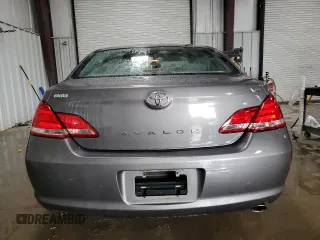 2006 Toyota Avalon XL z VIN 4T1BK36B06U129138, wystawiony jako Copart lot #58068415 z przebiegiem Nie podano mil oraz Szkoda całkowita • Salvage title. Historia ofert i sprzedaży dostępna na DreamBid. Obrazek 6.