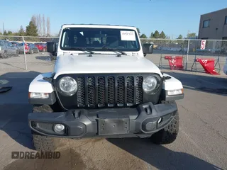 2022 Jeep Gladiator Texas Trail with VIN 1C6HJTAG4NL149537, listed as a IAAI auction lot 41947122 with 43,938 mi miles. Bid and sale history available at carsss.com. Image 13.
