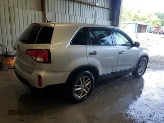 2014 Kia Sorento LX z VIN 5XYKTCA69EG511440, wystawiony jako Copart lot #61720795 z przebiegiem 117 861 mil mil oraz Czysty tytuł • Clean title. Historia ofert i sprzedaży dostępna na DreamBid. Obrazek 3.