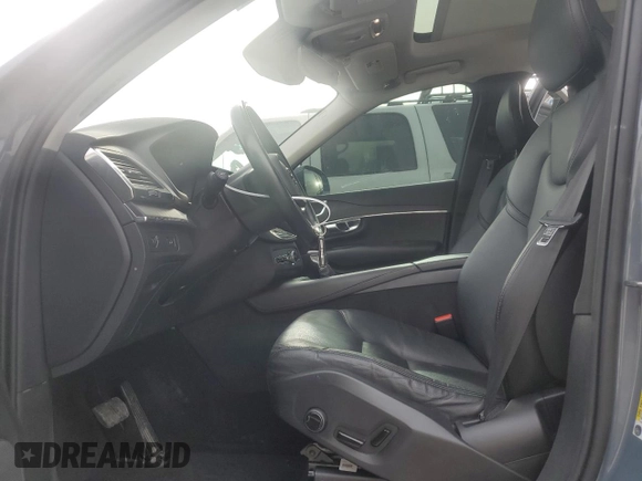 2020 Volvo XC90 Momentum with VIN YV4102PK4L1575186, listed as a Copart auction lot 46177035 with 73,170 mi miles and Salvage Title. Bid and sale history available at carsss.com. Image 7.