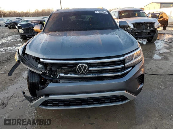 2022 Volkswagen Atlas SE z VIN 1V2KE2CA8NC204883, wystawiony jako Copart lot #87085664 z przebiegiem 63 428 mil mil oraz Nie do naprawy • Non repairable. Historia ofert i sprzedaży dostępna na DreamBid. Obrazek 5.