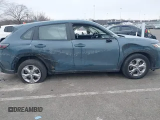 2024 Honda HR-V LX with VIN 3CZRZ2H34RM725791, listed as a IAAI auction lot 41342535 with 18,408 mi miles and . Bid and sale history available at DreamBid. Image 6.