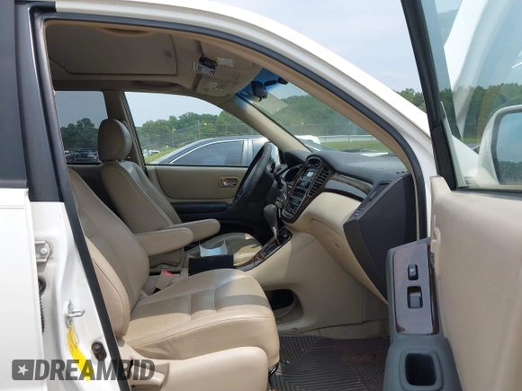 2003 Toyota Highlander z VIN JTEGF21A230119829, wystawiony jako IAAI lot #42495586 z przebiegiem 154 246 mil mil oraz . Historia ofert i sprzedaży dostępna na DreamBid. Obrazek 5.