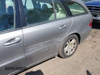 2004 Mercedes-Benz E 320 z VIN WDBUH65J24A466316, wystawiony jako IAAI lot #41912721 z przebiegiem 277 323 mil mil oraz . Historia ofert i sprzedaży dostępna na DreamBid. Obrazek 6.