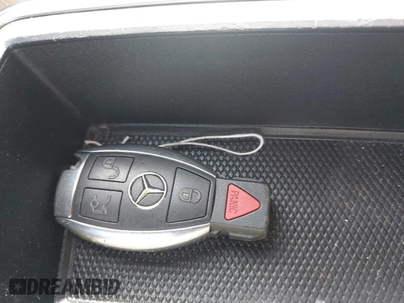 2015 Mercedes-Benz M 350 with VIN 4JGDA5JB2FA483386, listed as a IAAI auction lot 42597674 with 202,833 mi miles and . Bid and sale history available at DreamBid. Image 11.