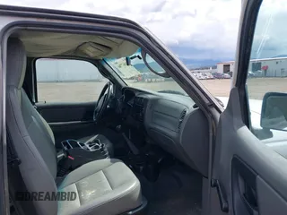 2004 Ford Ranger XL with VIN 1FTYR10D64PA50996, listed as a IAAI auction lot 42067786 with 229,502 mi miles. Bid and sale history available at carsss.com. Image 5.