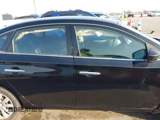 2017 Nissan Sentra SV z VIN 3N1AB7AP0HY247493, wystawiony jako IAAI lot #41871708 z przebiegiem 76 872 mil mil oraz . Historia ofert i sprzedaży dostępna na DreamBid. Obrazek 14.