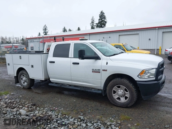 2018 Ram 2500 Tradesman with VIN 3C7WR4HJ0JG387749, listed as a IAAI auction lot 41750102 with 134,986 mi miles. Bid and sale history available at carsss.com. Image 16.