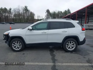 2017 Jeep Cherokee Latitude with VIN 1C4PJMCB6HW621929, listed as a IAAI auction lot 42016021 with 97,495 mi miles and . Bid and sale history available at DreamBid. Image 15.