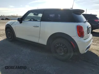 2015 MINI Hardtop S z VIN WMWXP7C51F2A59274, wystawiony jako Copart lot #54312025 z przebiegiem 191 765 mil mil oraz Czysty tytuł • Clean title. Historia ofert i sprzedaży dostępna na DreamBid. Obrazek 2.
