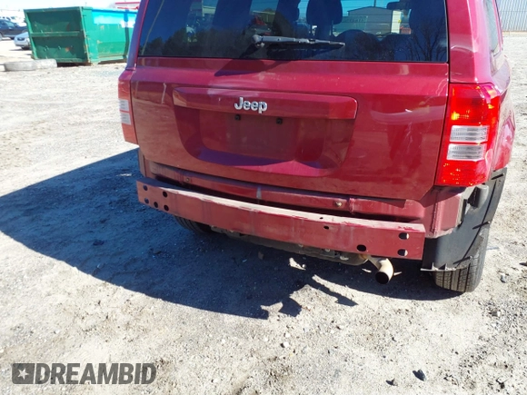 2015 Jeep Patriot Sport with VIN 1C4NJPBB7FD305149, listed as a IAAI auction lot 41643763 with 227,781 mi miles and . Bid and sale history available at carsss.com. Image 13.