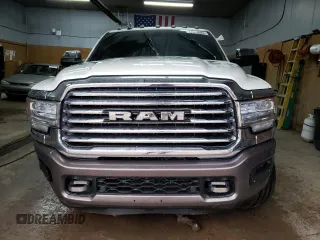 2022 Ram 2500 Longhorn z VIN 3C6UR5GL8NG165499, wystawiony jako Copart lot #77813584 z przebiegiem 49 443 mil mil oraz Szkoda całkowita • Salvage title. Historia ofert i sprzedaży dostępna na DreamBid. Obrazek 5.