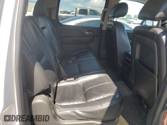 2013 Chevrolet Suburban LT with VIN 1GNSCJE0XDR146798, listed as a Copart auction lot 62408525 with 218,484 mi miles and Salvage title. Bid and sale history available at DreamBid. Image 11.
