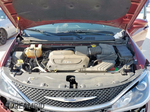 2018 Chrysler Pacifica Touring Plus with VIN 2C4RC1FG3JR125624, listed as a Copart auction lot 55962635 with 99,806 mi miles and Salvage title. Bid and sale history available at DreamBid. Image 12.