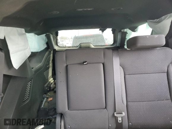 2022 Chevrolet Tahoe LS z VIN 1GNSKMKD0NR169536, wystawiony jako Copart lot #44471545 z przebiegiem Nie podano mil oraz Nie do naprawy • Non repairable. Historia ofert i sprzedaży dostępna na DreamBid. Obrazek 10.