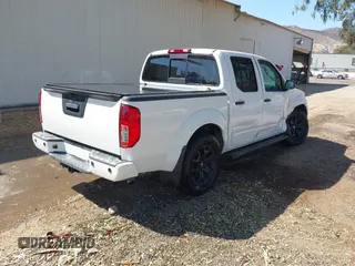 2021 Nissan Frontier SV с VIN 1N6ED0EA5MN704373, выставлен на аукционе IAAI как лот 42774473 с пробегом 133 915 миль миль и . История ставок и продаж доступна на DreamBid. Изображение 4.