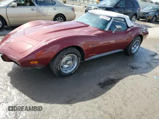 1975 Chevrolet Corvette z VIN 1Z67J5S429584, wystawiony jako Copart lot #78207234 z przebiegiem 54 830 mil mil oraz Nie do naprawy • Non repairable. Historia ofert i sprzedaży dostępna na DreamBid. Obrazek 1.