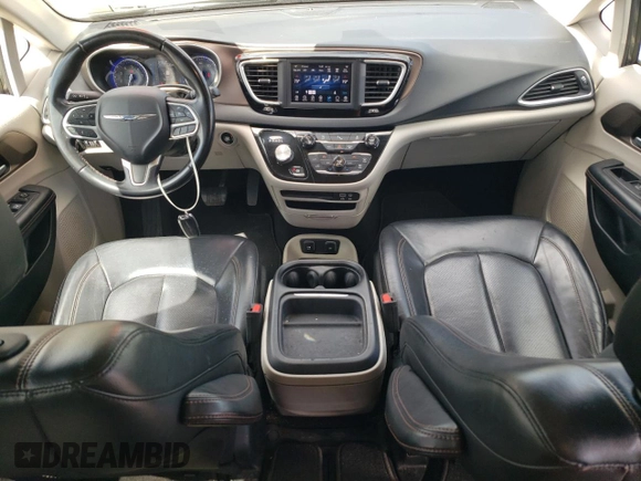 2018 Chrysler Pacifica Touring L with VIN 2C4RC1BG6JR124425, listed as a Copart auction lot 56132055 with 89,575 mi miles and Salvage Title. Bid and sale history available at DreamBid. Image 8.